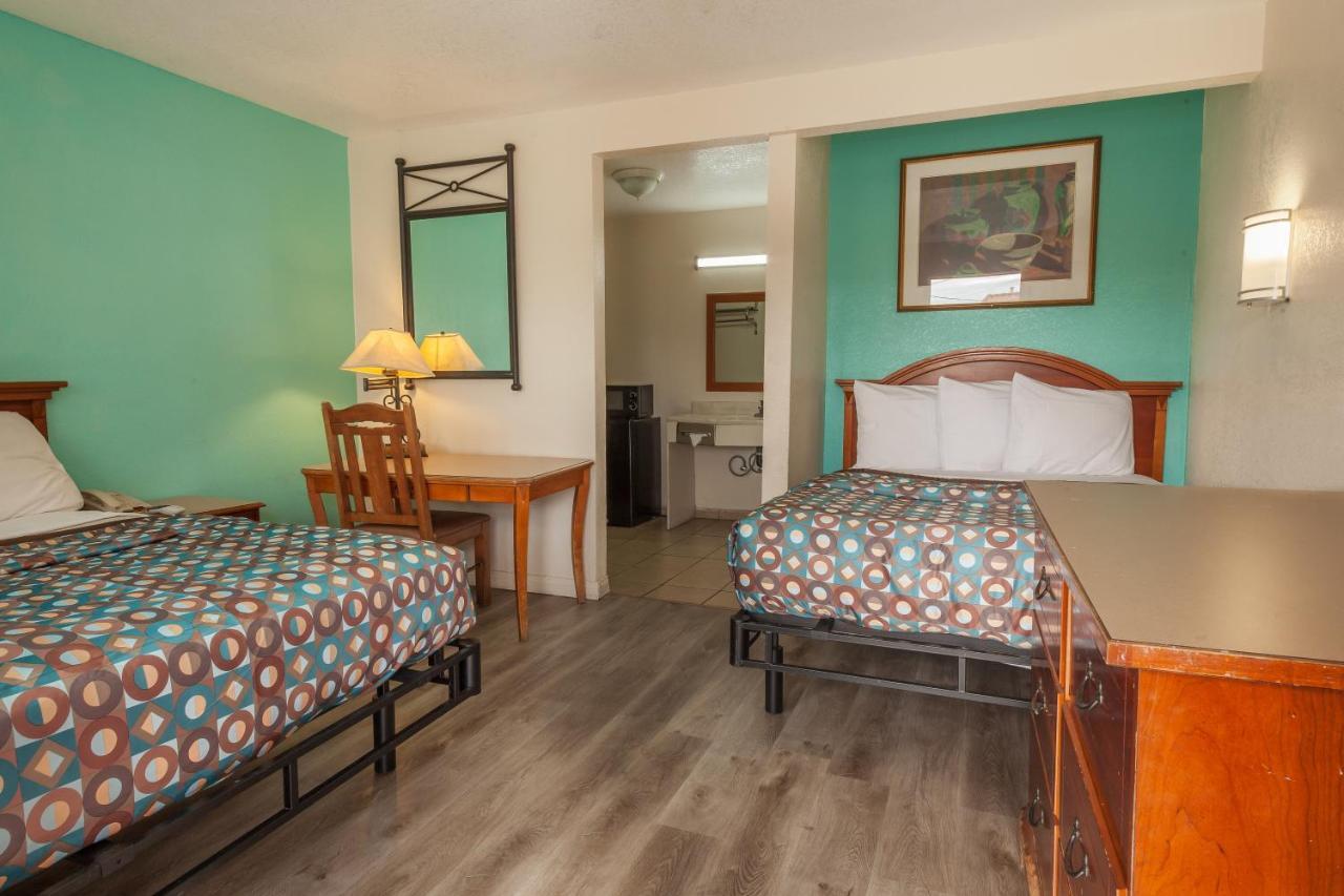 Vagabond Inn Hemet Exteriér fotografie
